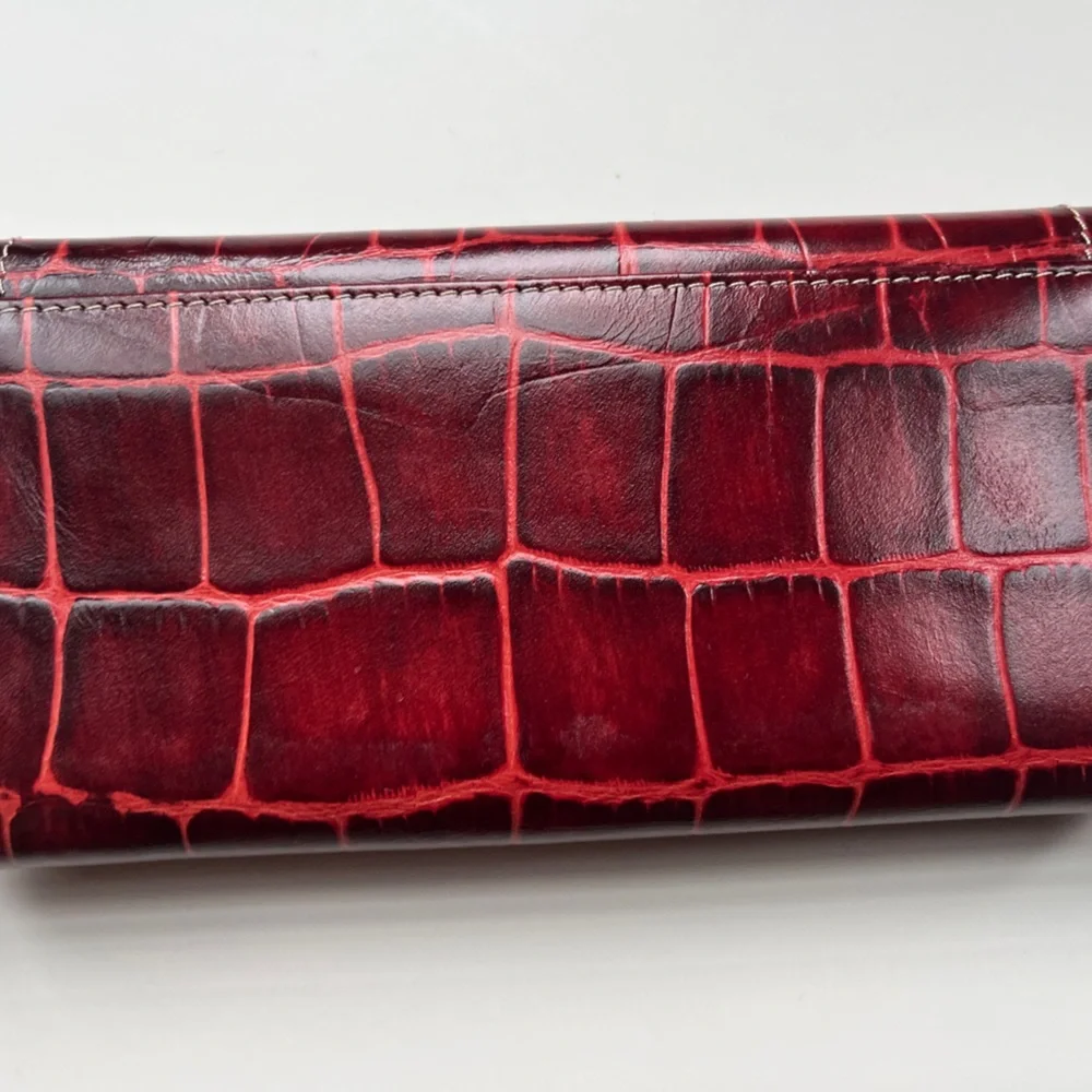 NWOT Franco Sarto Red Faux Alligator Trifold Wallet - Picture 2 of 5
